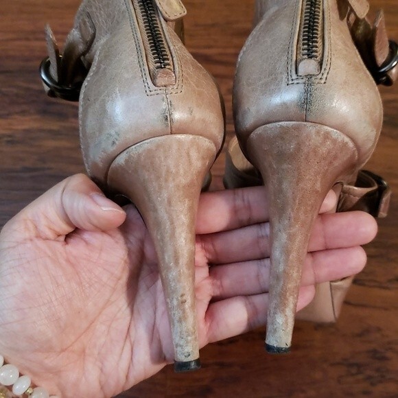Prada Womens Beige Tan Distressed Leather Edgy Feminine Peeptoe Pumps Size 36.5 - Picture 5 of 7